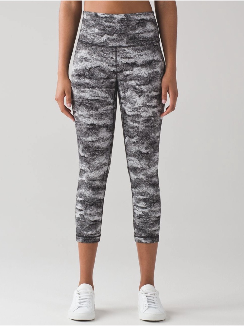 Lululemon Wunder Under Crop (Hi-Rise) (21")